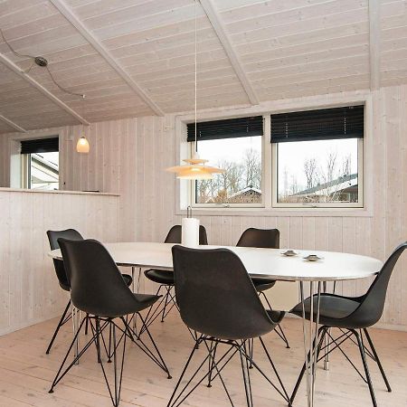 Three-Bedroom Holiday Home In Juelsminde 18 Sonderby  Exterior foto